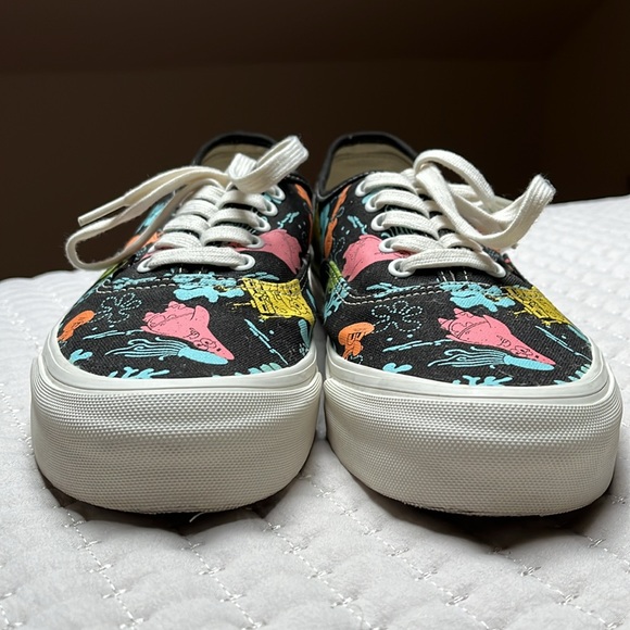 SpongeBob SquarePants Vans Vault(Rare) excellent condition - Picture 4 of 7